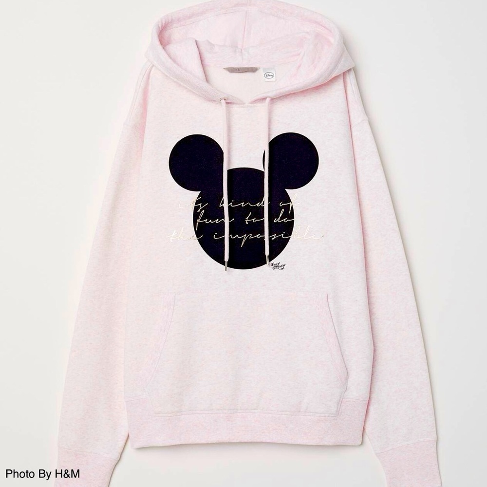 H&M Mickey Mouse Graphic Printed Hoodie in Marled Heather Pink Size Small